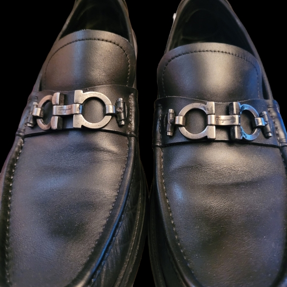 Salvatore Ferragamo Rolo Bit Loafer - Picture 2 of 3